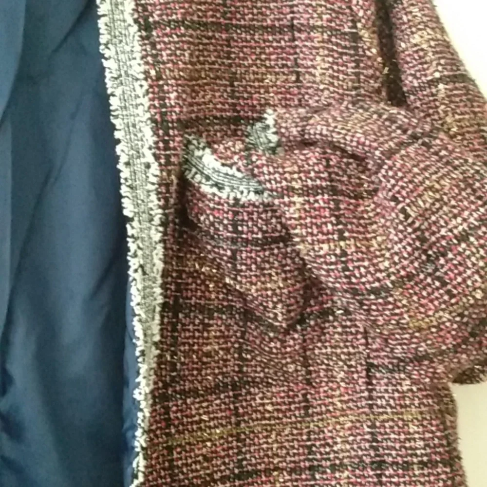 Jacket - Picture 2 of 5